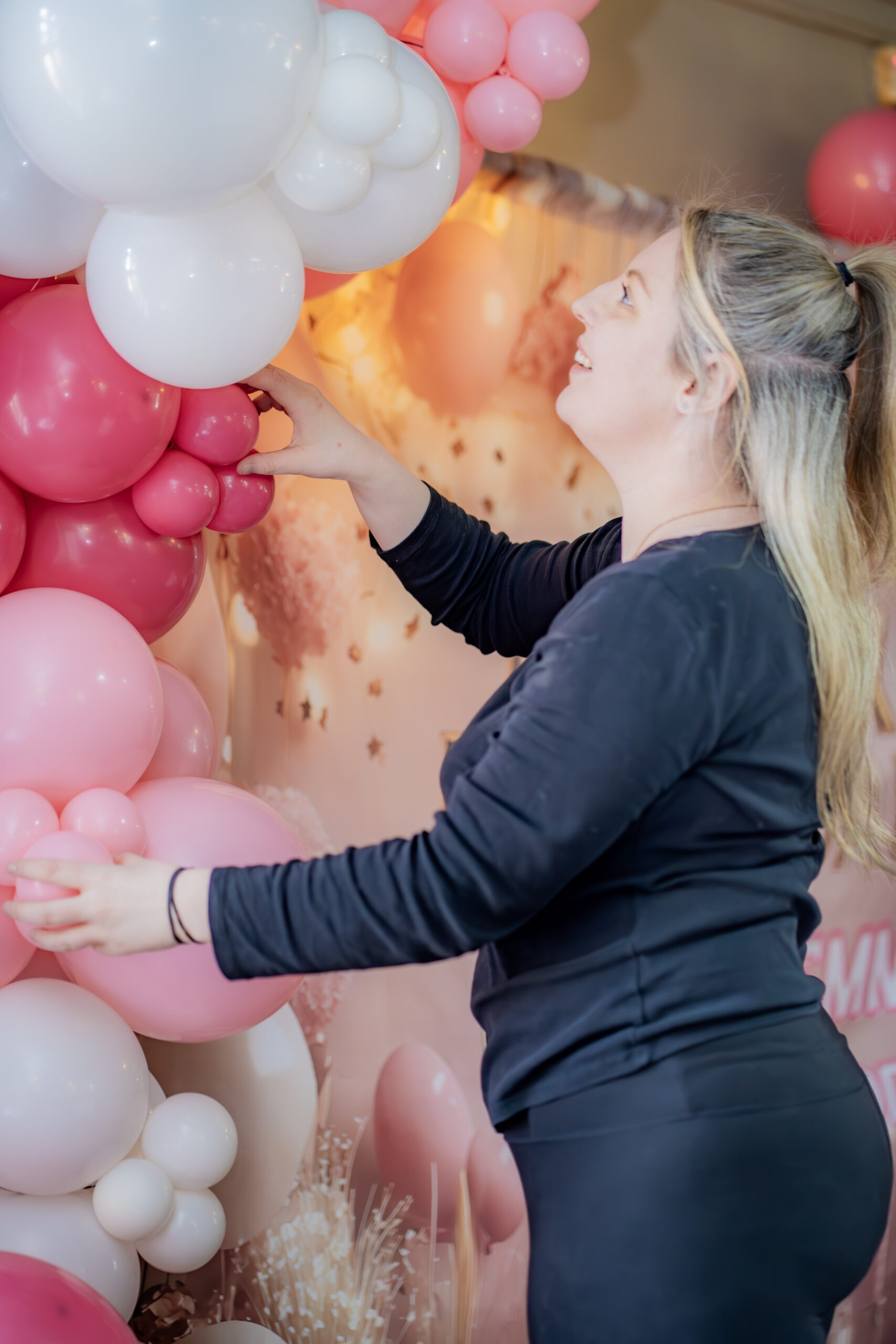 Contact me - Ellie Collins - Balloonz UK